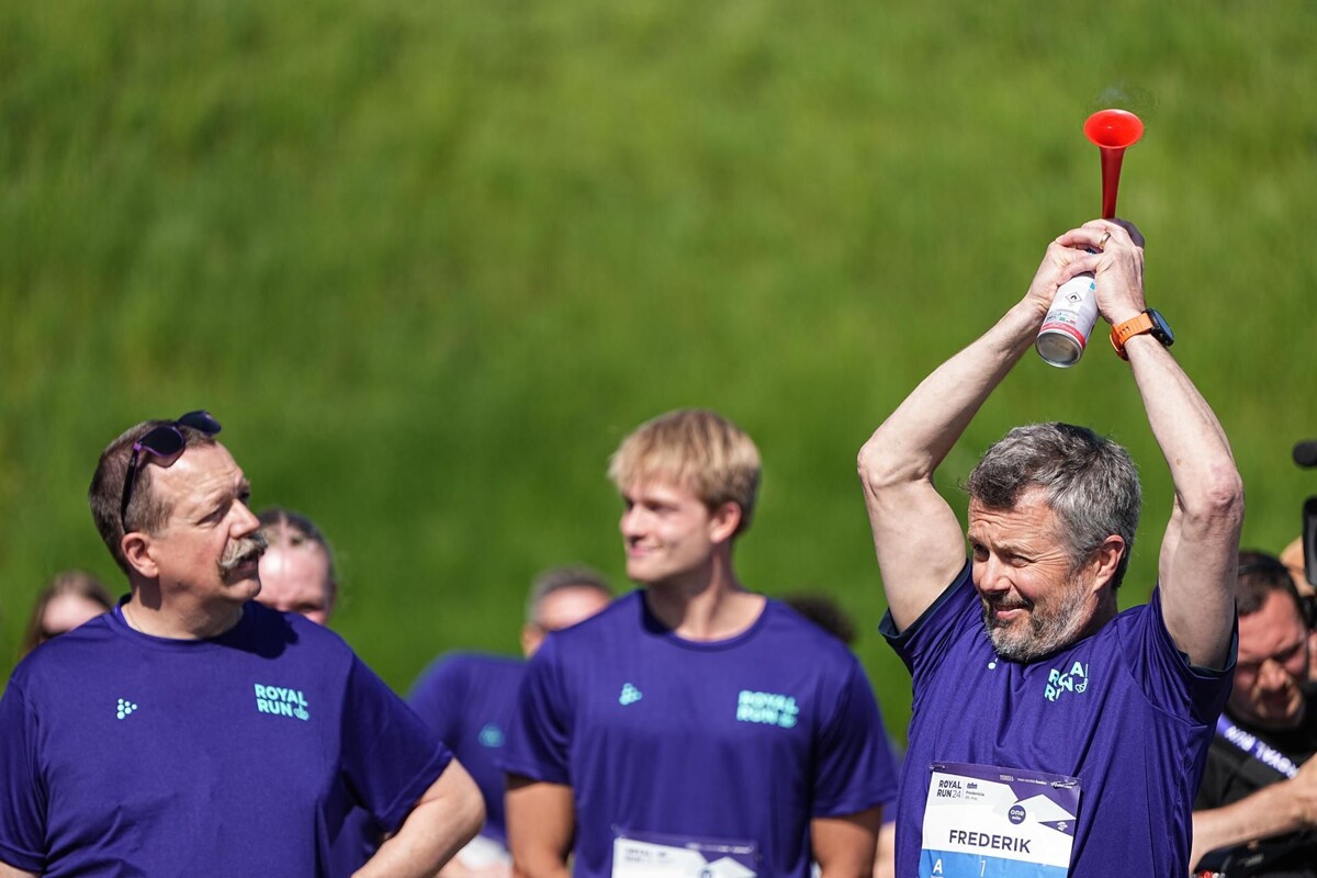 Датский король и королева участвуют в мероприятии 'Royal Run'