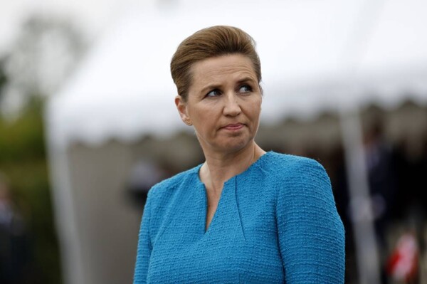 Примьер-министр Дании Метте Фредериксен атакована в Копенгагене